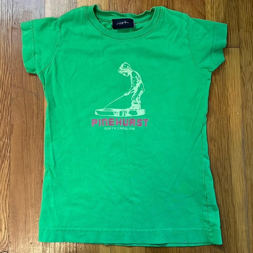 Pinehurst, kids t-shirt. Green. Size 4.